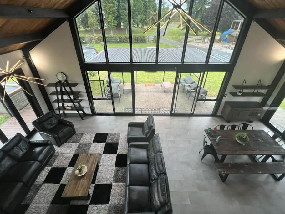 Villa The Clubhouse Hamilton Esterno foto