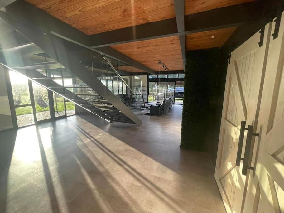 Villa The Clubhouse Hamilton Esterno foto