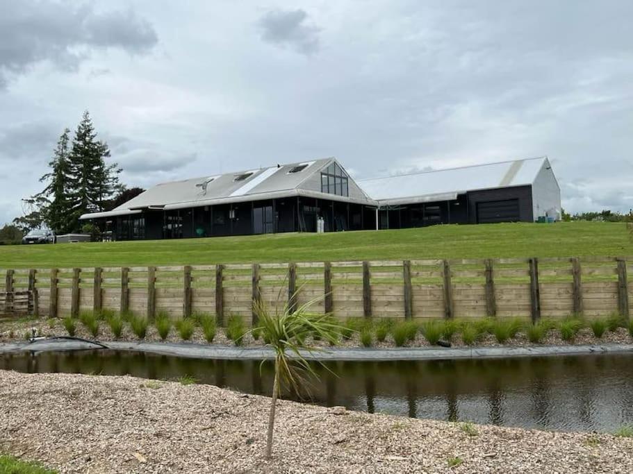 Villa The Clubhouse Hamilton Esterno foto